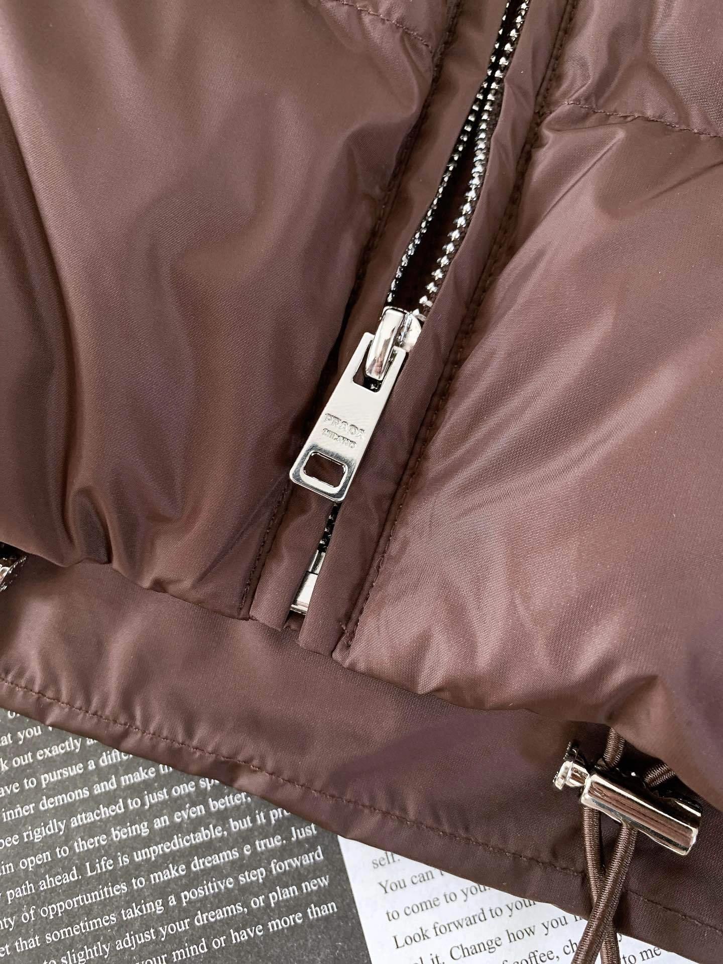 wg.luxury-- Pr141 Re-Nylon 2colour item: E-F443J1624-2H